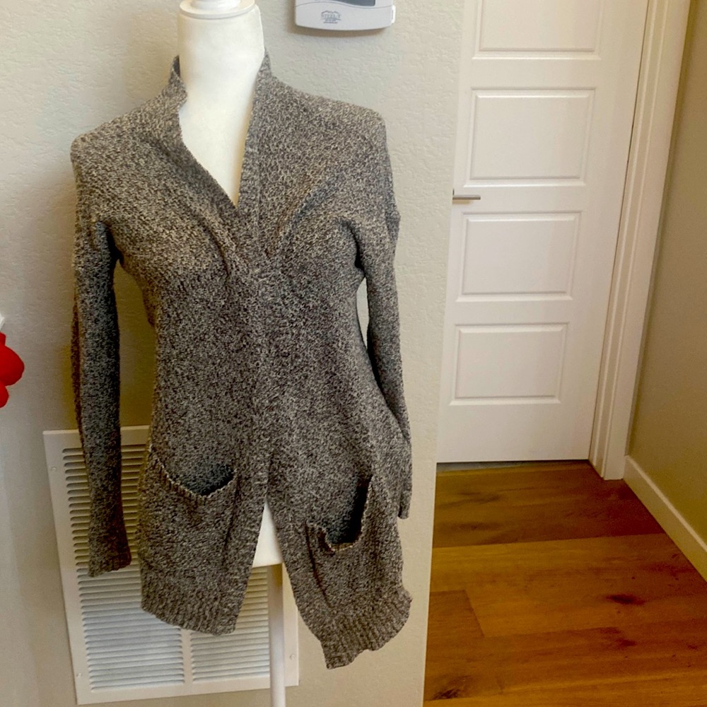 BDG long sleeve sweater.